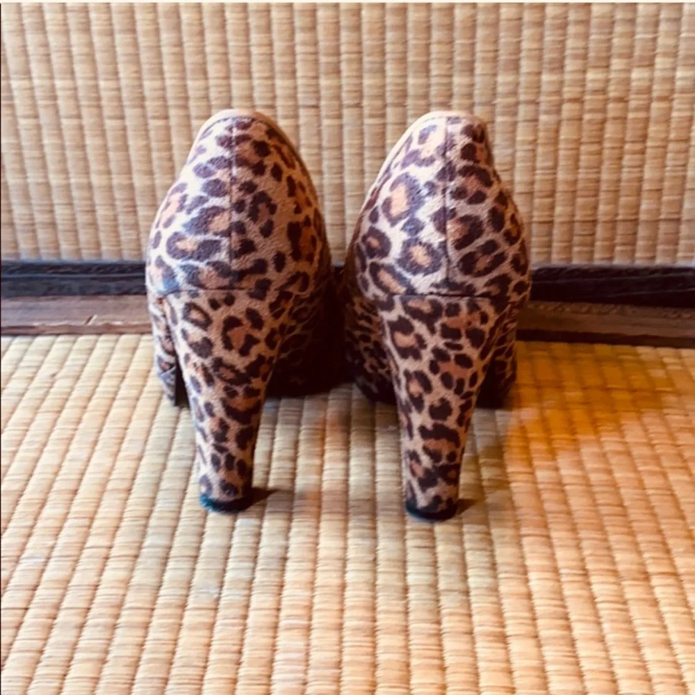 Charlotte Russe heels Leopard print- Size 8